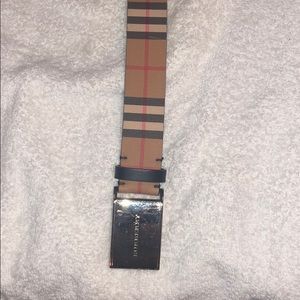 Burberry belt